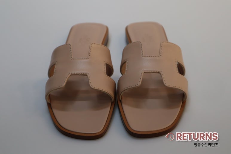 에르메스 오란 발볼 늘리기·밑창 보강 · 수선 후 · 발볼